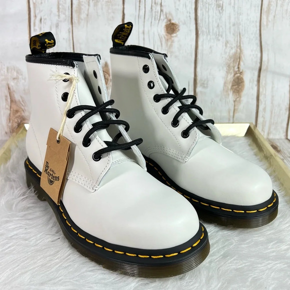 New Dr. Martens 101 YS Yellow Stitch Smooth Leather Ankle Boots - Picture 4 of 12